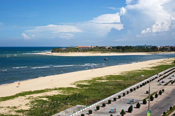 Chọn bãi biển nào để đi du lịch hãy tùy vào nhu cầu và kinh phí cho chuyến đi bạn hãy lựa chọn cho mình một địa điểm thích hợp nhất.